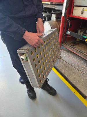 Den otevřených dveří 14.06.2025 u JSDH Jílové u Prahy - nosič hadice (foto redakce).