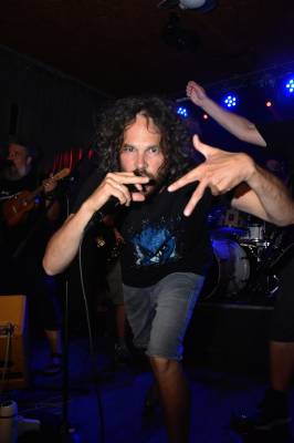 Kapela Hluchý Dovrat - Marián Končák (foto Marie Hartmanová).