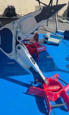 Den otevřených dveří 14.06.2025 u HZS a JSDH Jílové u Prahy - nástroje hasičů (foto redakce).