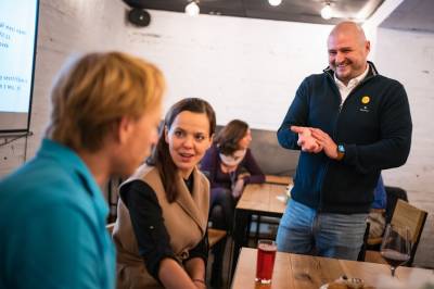 Čestmír Horký s Karlem Janečkem a Lili Khousnoutdinová (foto archiv znesnáze).