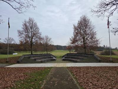 Památník Lety u Písku (foto redakce).