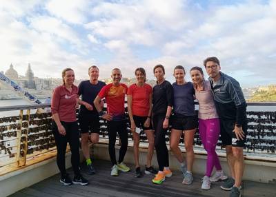 Mgr. Tomáš Petr Ph.D. a psychiatrické sestry z Evropy - ranní běh na konferenci (foto archiv Tomáš Petr).