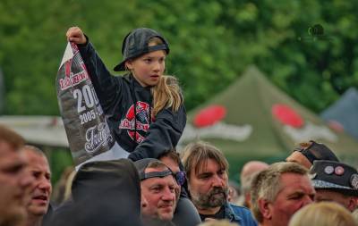 Kapela zakázanÝovoce - fanynka (archiv kapely).